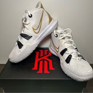 Nike Kyrie 7 4.5Y